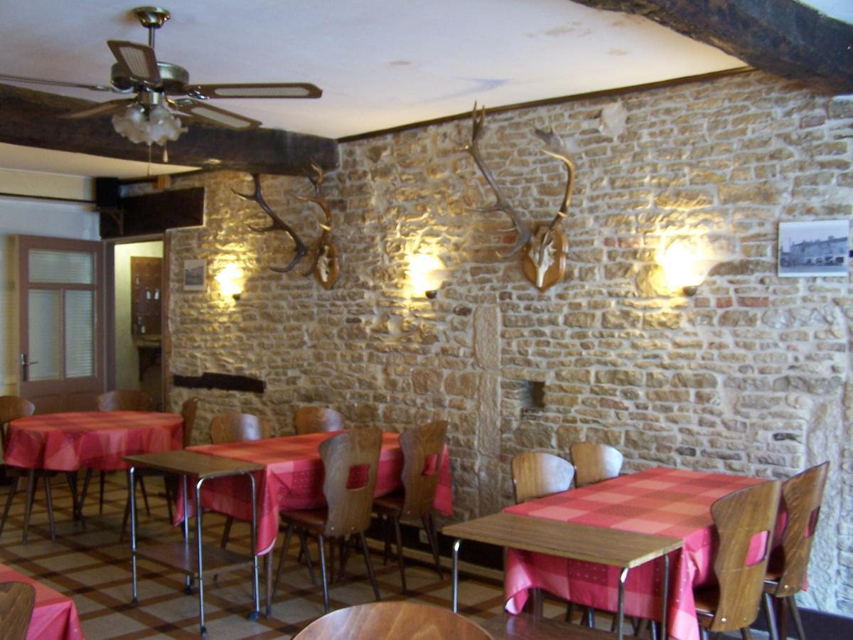 Hotel De La Pomme D'Or بار-سور-اوب المظهر الخارجي الصورة