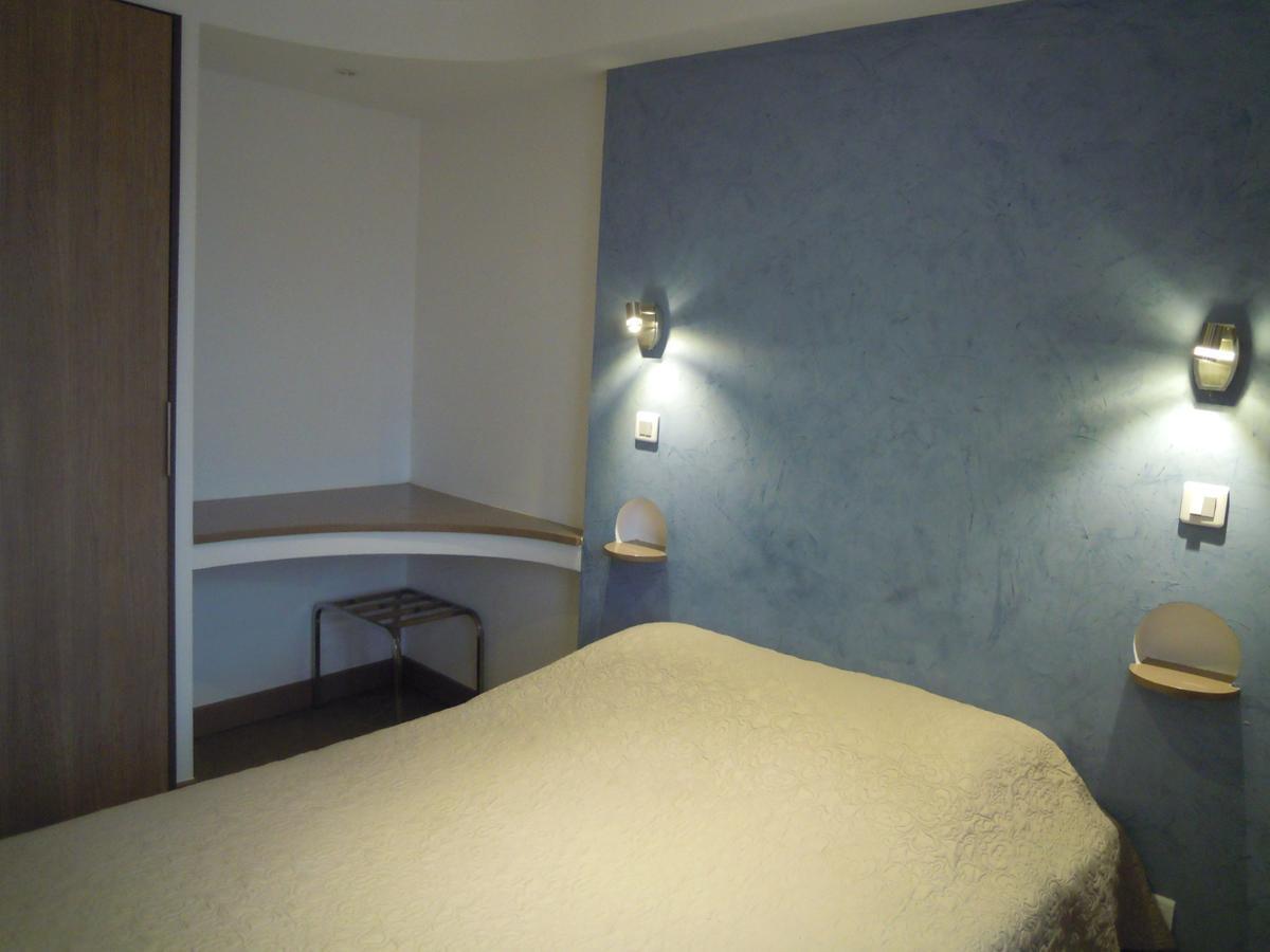 Hotel De La Pomme D'Or بار-سور-اوب المظهر الخارجي الصورة